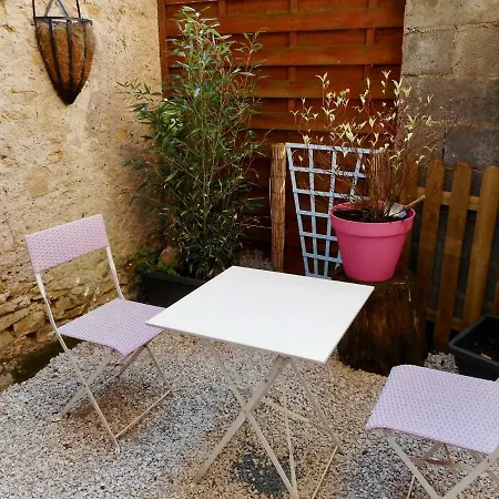 Chez Gaelle Holiday home Gorze